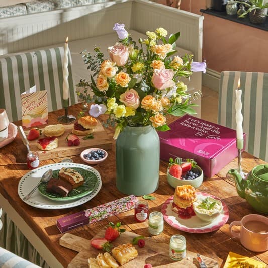 Cover Image for Up to 20% off at Bloom & Wild with Treats by Heartwood Inns